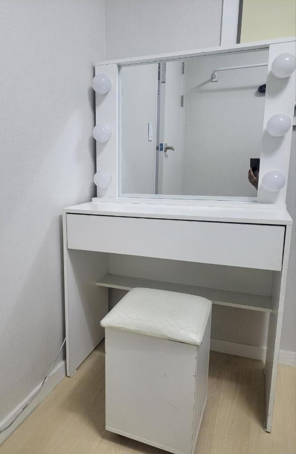 Newly Renovated 2 Bedroom Apartment #7 Seoul Luaran gambar