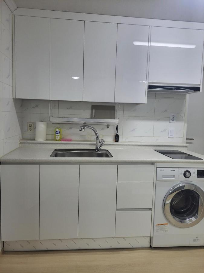 Newly Renovated 2 Bedroom Apartment #7 Seoul Luaran gambar